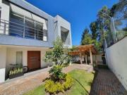 Hermosa Casa en Conjunto Privado en Yanazarapata/cumbayá/ib