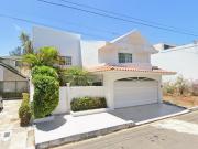 HERMOSA CASA EN COSTA DE ORO