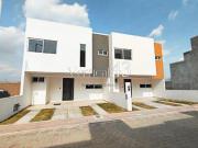 Hermosa casa en Cuautlancingo, a 3 minutos del periférico