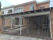 Hermosa Casa en El Cafeal Caracas 437m² / 5H / 4B / 2 PE