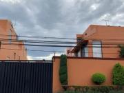 HERMOSA CASA EN EL CORAZON DE COAPA