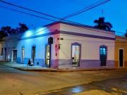 Hermosa casa en esquina ideal para oficia o negocio en...