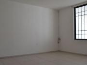 HERMOSA CASA EN EXCELENTE ZONA, ENTRE PRINCIPALES VÍAS...