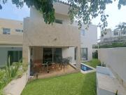 HERMOSA CASA EN EXCLUSIVO CONJUNTO CON 6,000 MTS DE AREA...