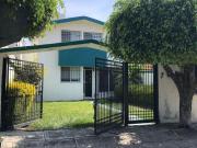 Hermosa casa en Fraccionamiento Jardienes de la Hacienda II