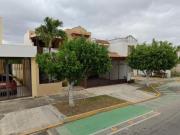 HERMOSA CASA EN FRACIONAMIENTO LAS AMÉRICAS DE 150 m2 EN...