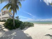 | Hermosa casa en la playa, en venta. |