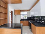 HERMOSA CASA EN LA ZONA DE LA RIOJA, al poniente