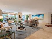 HERMOSA CASA EN LAS LOMAS CON VISTA ESPECTACULAR