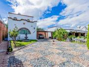 Hermosa casa en Lomas De Comanjilla