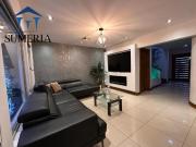 Hermosa casa en Lomas Universidad
