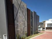 HERMOSA CASA EN LOS FRAILES RESIDENCIAL