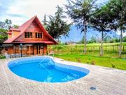 HERMOSA CASA EN OXAPAMPA. PARA VIVIENDA Y NEGOCIO TURÍSTICO