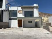 Hermosa casa en preventa en La Cantera