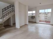 Hermosa casa en privada
