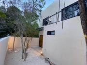 HERMOSA CASA EN PRIVADA EN RENTA PUERTO MORELOS Q.ROO...