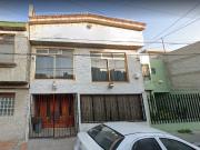 ?HERMOSA CASA EN REMATE A 2 CALLES DEL DEPORTIVO LA GALEANA!