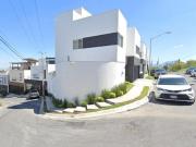 HERMOSA CASA EN REMATE, AMBAR, COLINAS DE LAS CUMBRES...