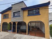 HERMOSA CASA EN REMATE! Calz. De La Romería 43, Colina...