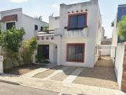 HERMOSA CASA EN REMATE EN CALLE 19 A, GRAN SANTA FE,...