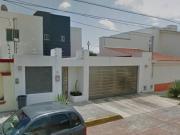 HERMOSA CASA EN REMATE EN CAYÓ CENTRO, SUPERMANZANA 17,...