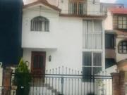 HERMOSA CASA EN REMATE EN CDA DEL AVESTRUZ, LAS...
