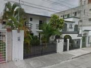 HERMOSA CASA EN REMATE EN CEREZA, SUPER MANZANA 2,...