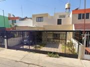 HERMOSA CASA EN REMATE, JARDINES ALCALDE, GUADALAJARA,...