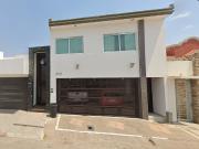 HERMOSA CASA EN REMATE UBICADA EN C. de la Prosperidad,...