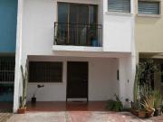 HERMOSA CASA EN RENTA AMUEBLADA EN CONDOMINIO... HERMOSA CASA EN RENTA AMUEBLADA EN CONDOMINIO...