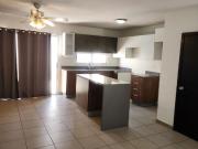 Hermosa Casa en Renta en Fraccionamiento Almeria Residencial