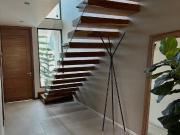 HERMOSA CASA EN RENTA EN SOLARES