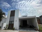 HERMOSA CASA EN RENTA EN TAHONA RESIDENCIAL HERMOSA CASA EN RENTA EN TAHONA RESIDENCIAL