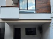 Hermosa casa en Renta o Venta Col. Valle de Cumbres,...