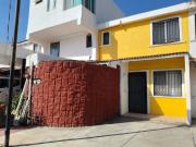 HERMOSA CASA EN RENTA OLIVOS II