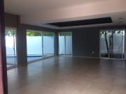 hermosa casa en renta san patricio