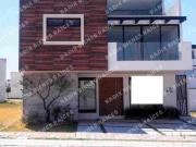 HERMOSA CASA EN RENTA, ZONA CASCATTA LOMAS DE...