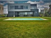 Hermosa casa en SAN SEBASTIAN PILAR MARZO 2023 Disp....