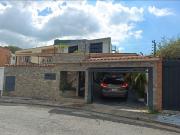 Hermosa Casa en Santa Ana El Cafetal