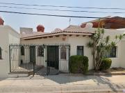 ¡HERMOSA CASA EN SANTIAGO DE QUERÉTARO!