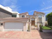 HERMOSA CASA EN TIJUANA A 25 MIN DEL AEROPUERTO...