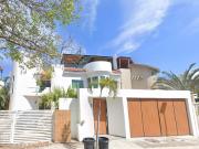 HERMOSA CASA EN UN LUGAR PRIVILEGIADO EN PUERTO VALLARTA