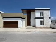 HERMOSA CASA EN VENTA