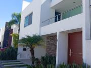 Hermosa Casa en Venta 3 Recamaras Lomas Angelopolis