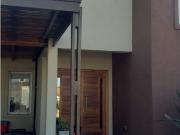 CASA VTA 6 AMB PARQ/PILETA Barrio San Alfonso
