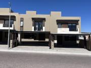 Hermosa Casa en Venta Campanario Norte