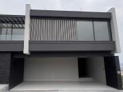 Hermosa casa en venta! Castaños del Vergel!