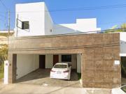 HERMOSA CASA EN VENTA,CERCA DE ESCUELAS Y AVENIDAS... HERMOSA CASA EN VENTA,CERCA DE ESCUELAS Y AVENIDAS...