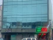 HERMOSA CASA EN VENTA / CON 4 LOCALES INTEGRADOS YA...