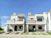 Hermosa Casa en Venta con Gran Espacio Exterior Ubicada...